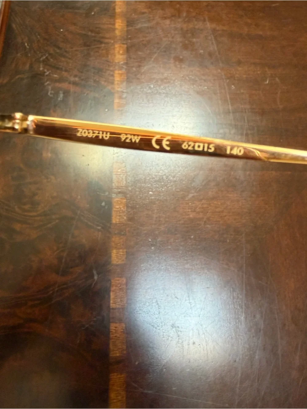 N/A stylish rimless